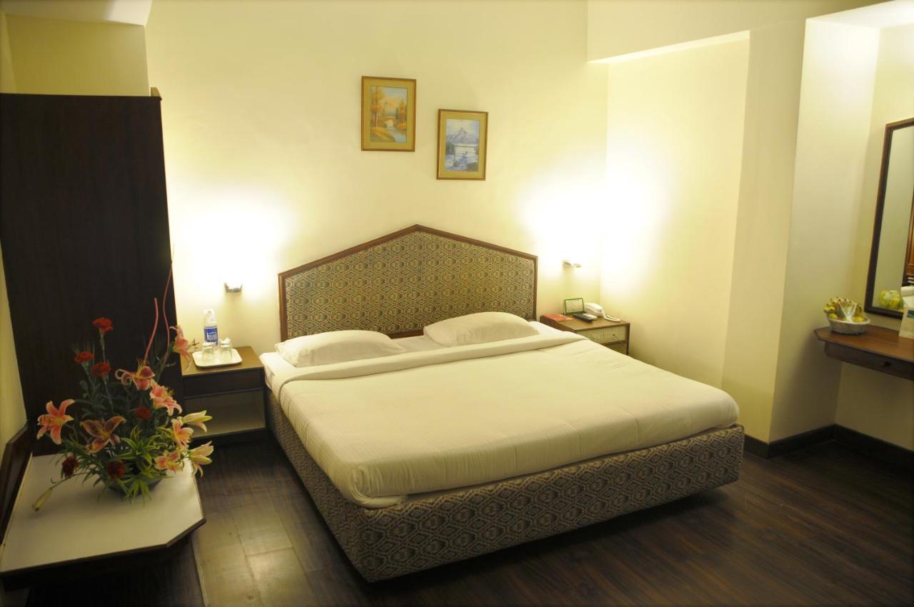 Nalapad'S Hotel Bangalore International Eksteriør bilde