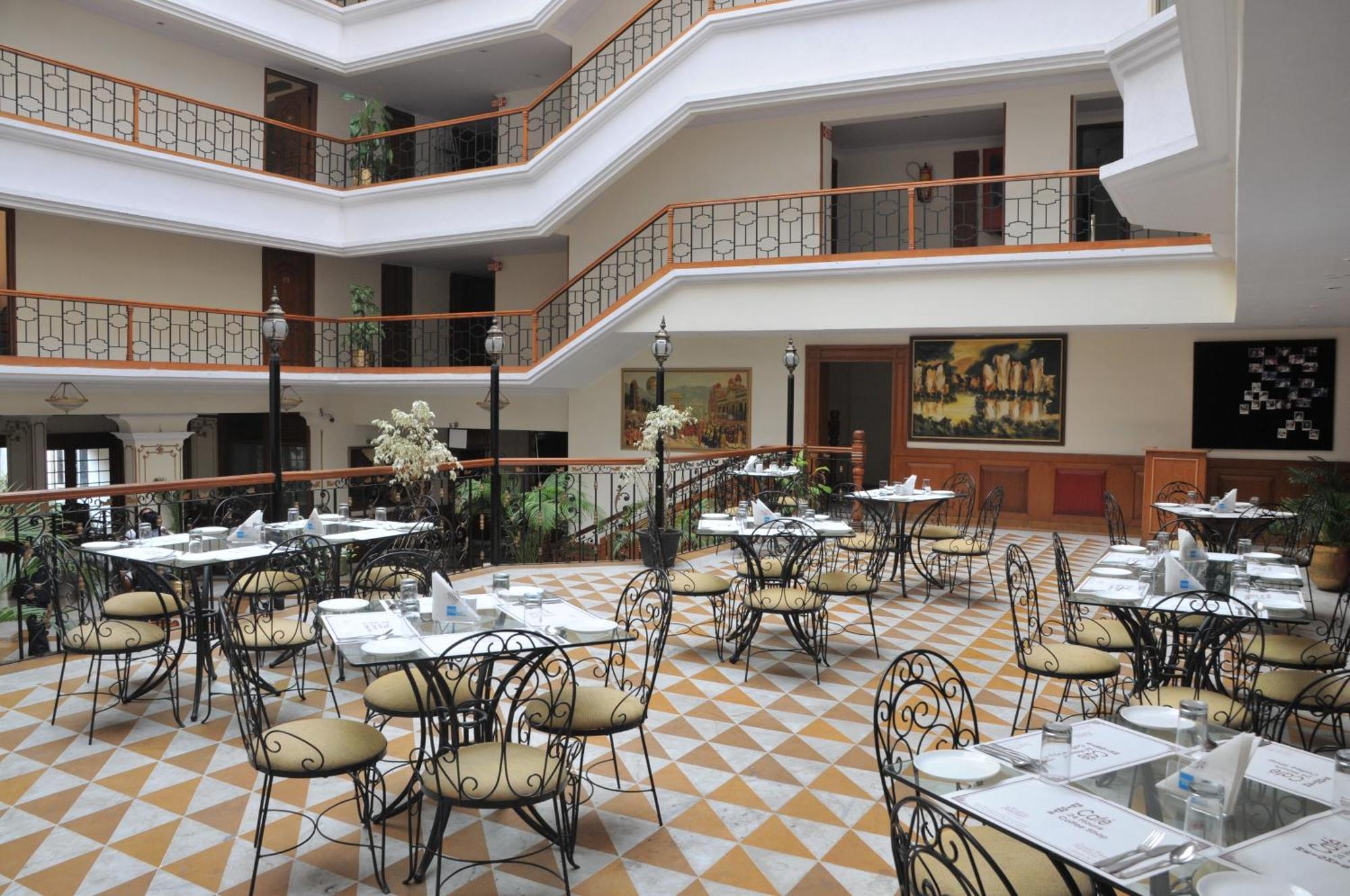 Nalapad'S Hotel Bangalore International Eksteriør bilde