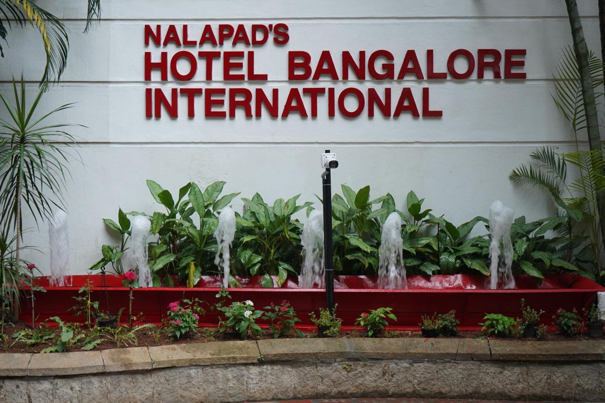 Nalapad'S Hotel Bangalore International Eksteriør bilde
