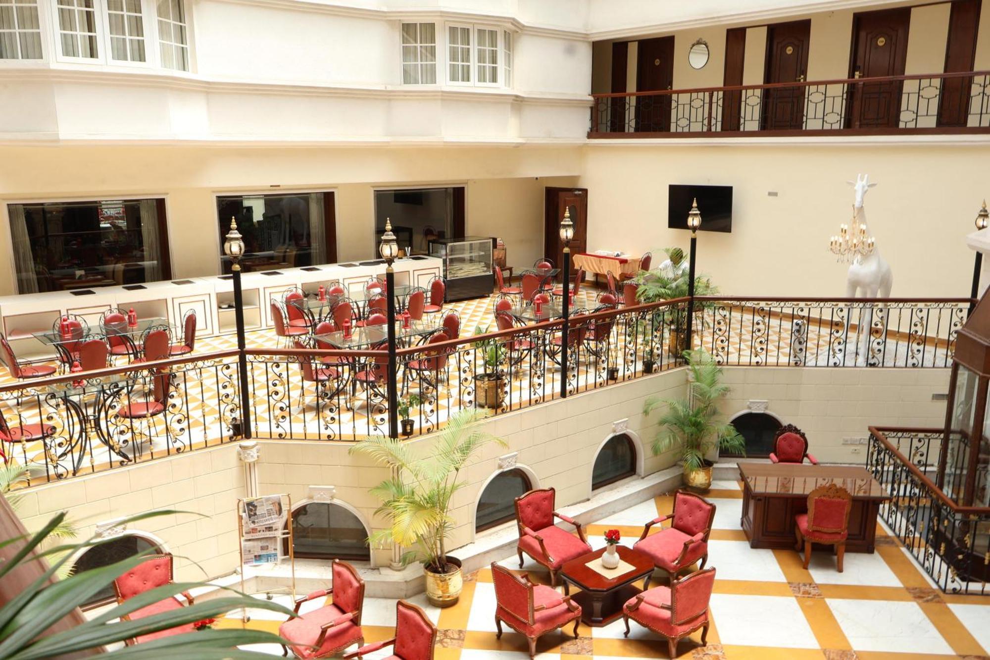 Nalapad'S Hotel Bangalore International Eksteriør bilde